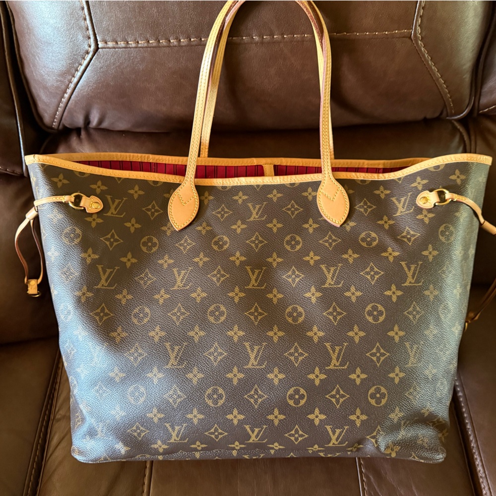 Louis Vuitton Neverfull GM with rose lining - Picture 5 of 15